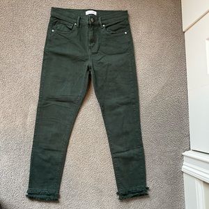 LOFT CROPPED FOREST GREEN JEANS SIZE 28